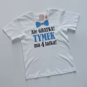 Koszulka na urodziny dla chłopca z imieniem i muszką
