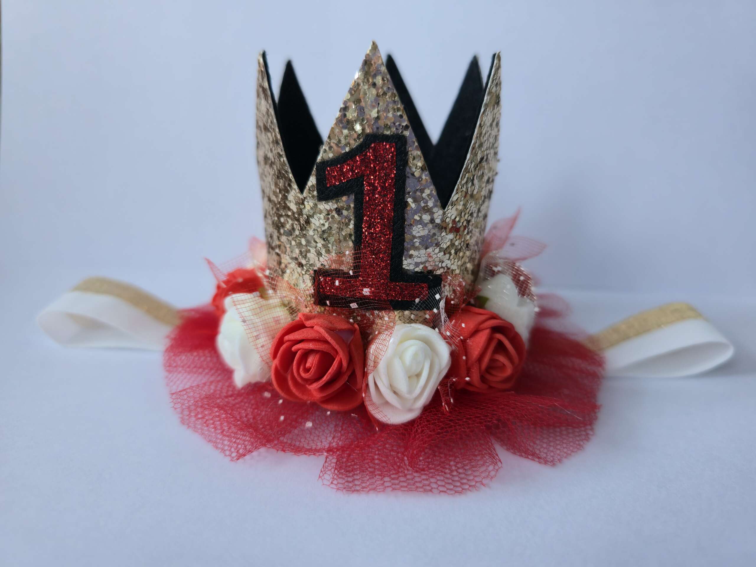 Komplet z czerwoną spódniczką – na każdy rok!