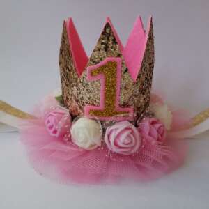 Złota korona na główkę z różowym tiulem - cyfra do wyboru