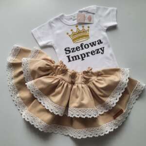 Beżowa spódniczka z koronką „Szefowa Imprezy”