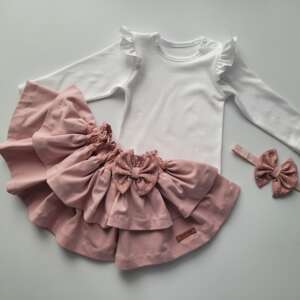 Spódniczka brudny róż i body z falbankami na ramionach